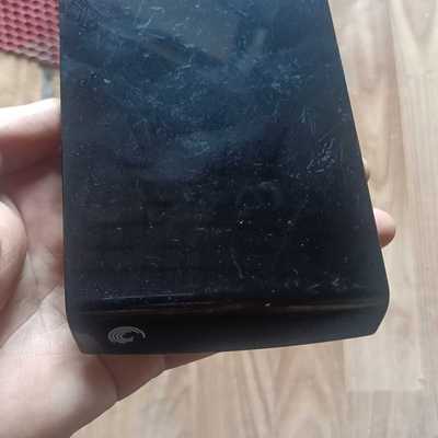 希捷500G移动硬盘，型号9SD2A4-500，来自中国，成-询价客服