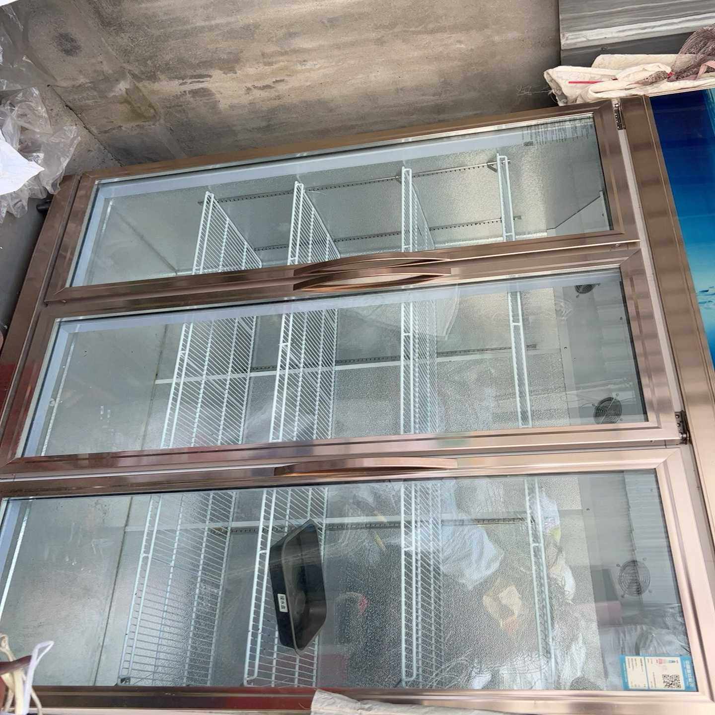 99新星星三门陈列柜，只用了一个月3500自提，还有一个7成【,3C数码配件,其它配件,淘宝优惠券,粉丝福利购,淘宝优惠卷