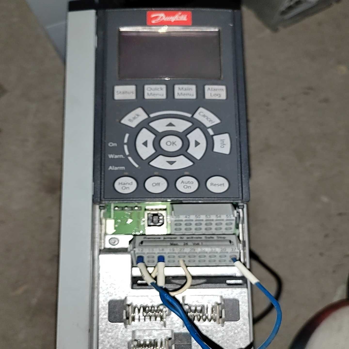 议价丹佛斯变频器FC-102P1K1T4E20H1XG1.1