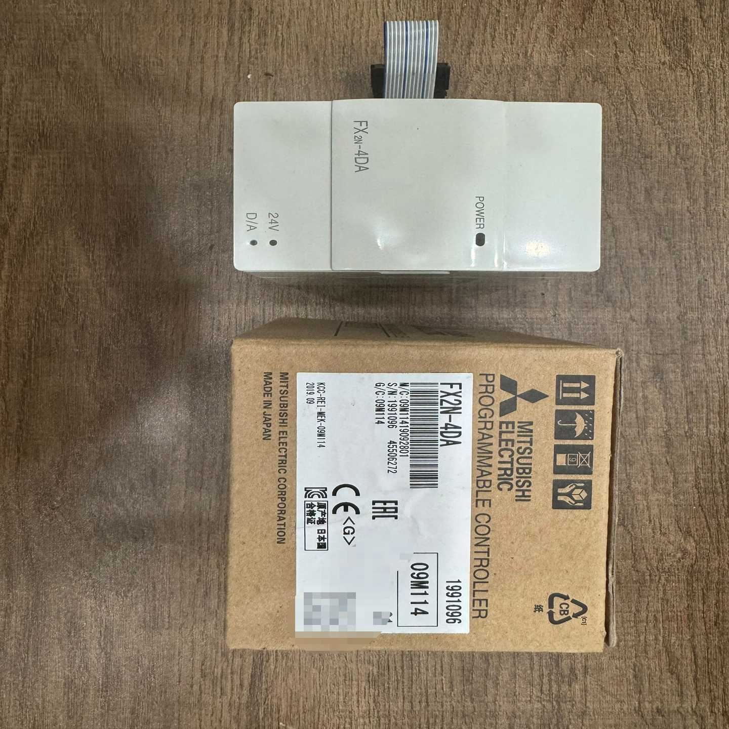 三菱PLC模块FX2N-4DA全新未使用的一个有--议价商品