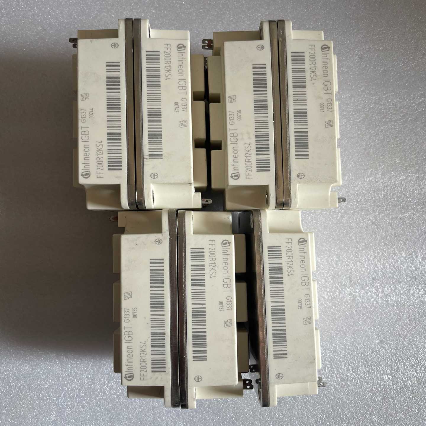 询价ff200r12ks4拆机igbt模块，功能包好