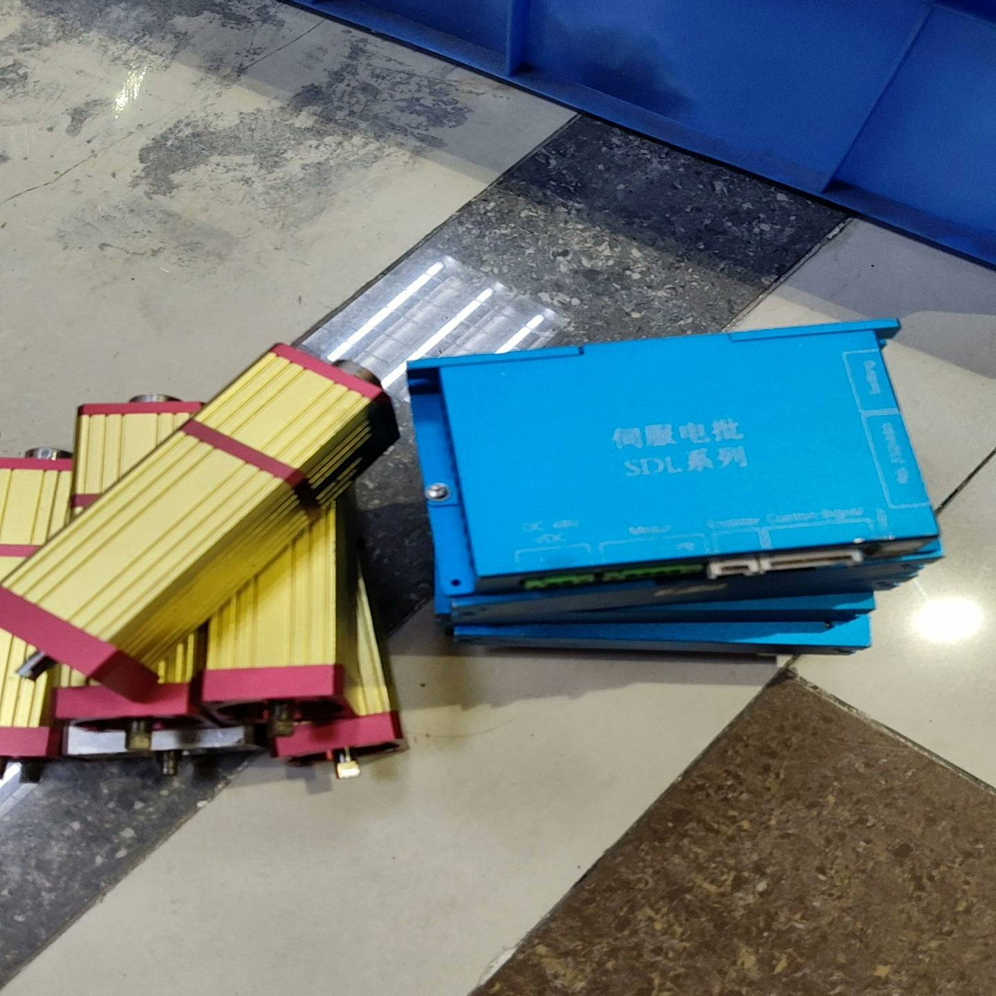 咨询-汇川PLCAM401-CPU1608TN，电源GL10-P