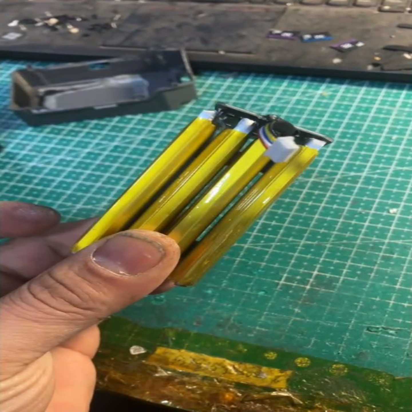 大疆御2电池换电芯，4100mah续航26分钟以上，质保60-议价