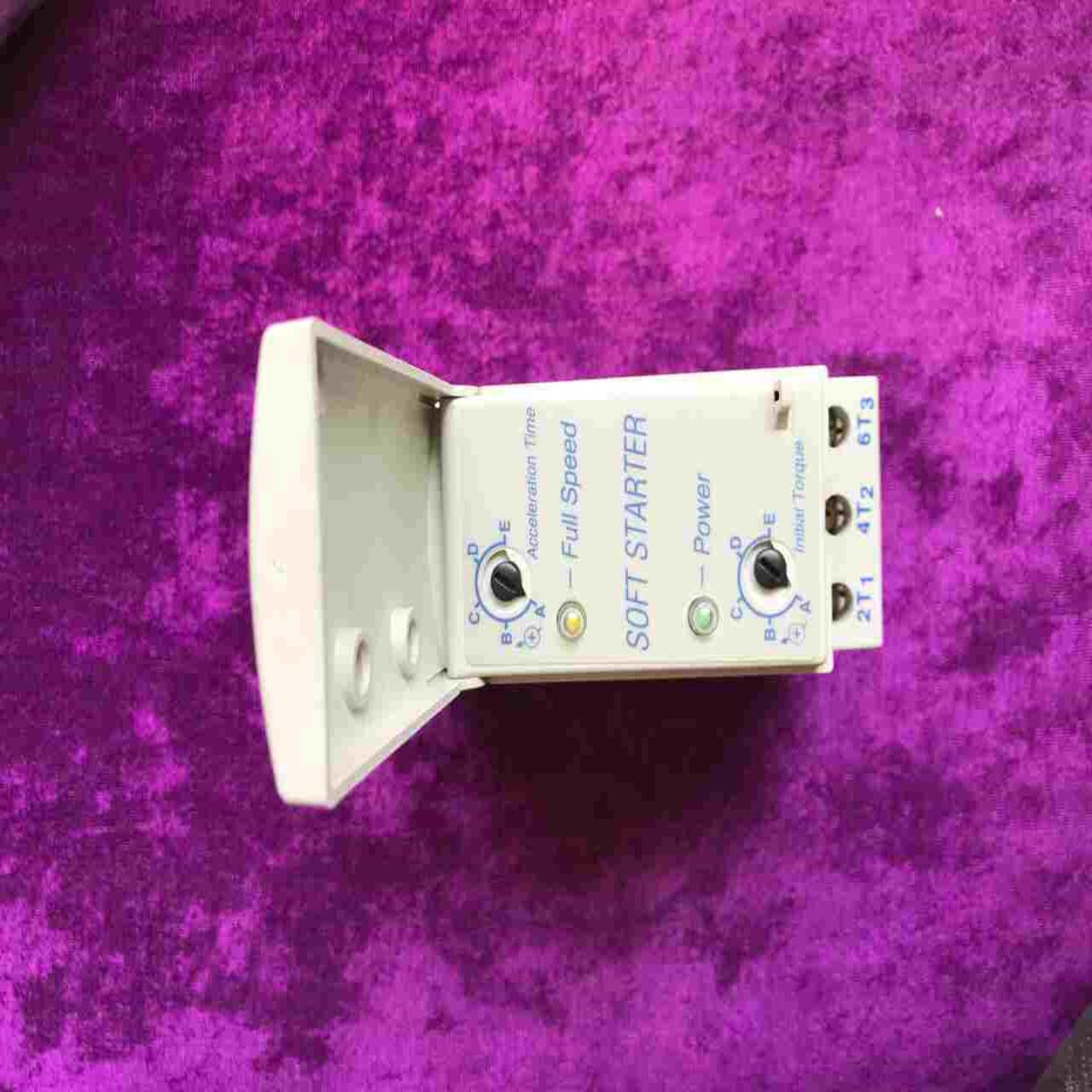 施耐德LH4N112LU7控制器 LH4N125LU7感兴趣--议价商品