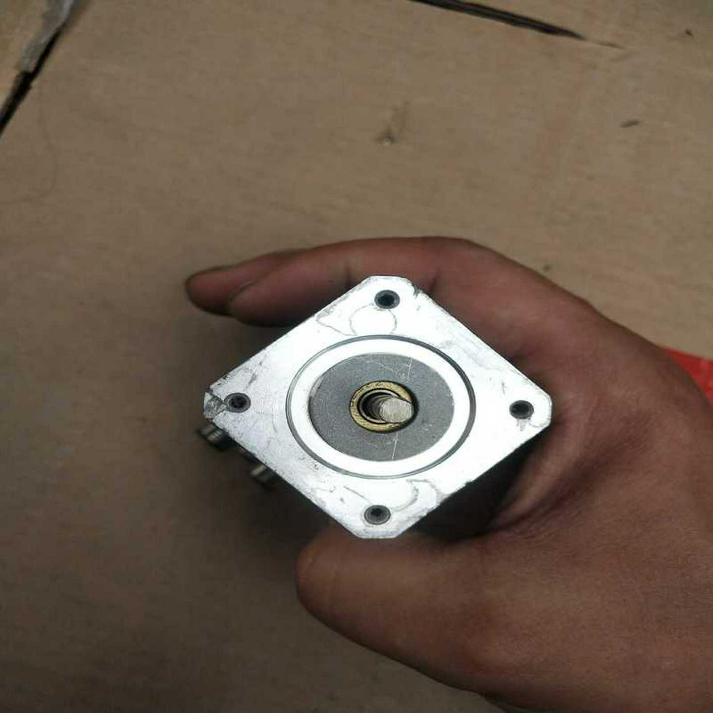 拆机正炫变频器，EM303B-0R7G/1R1P-3B,,实