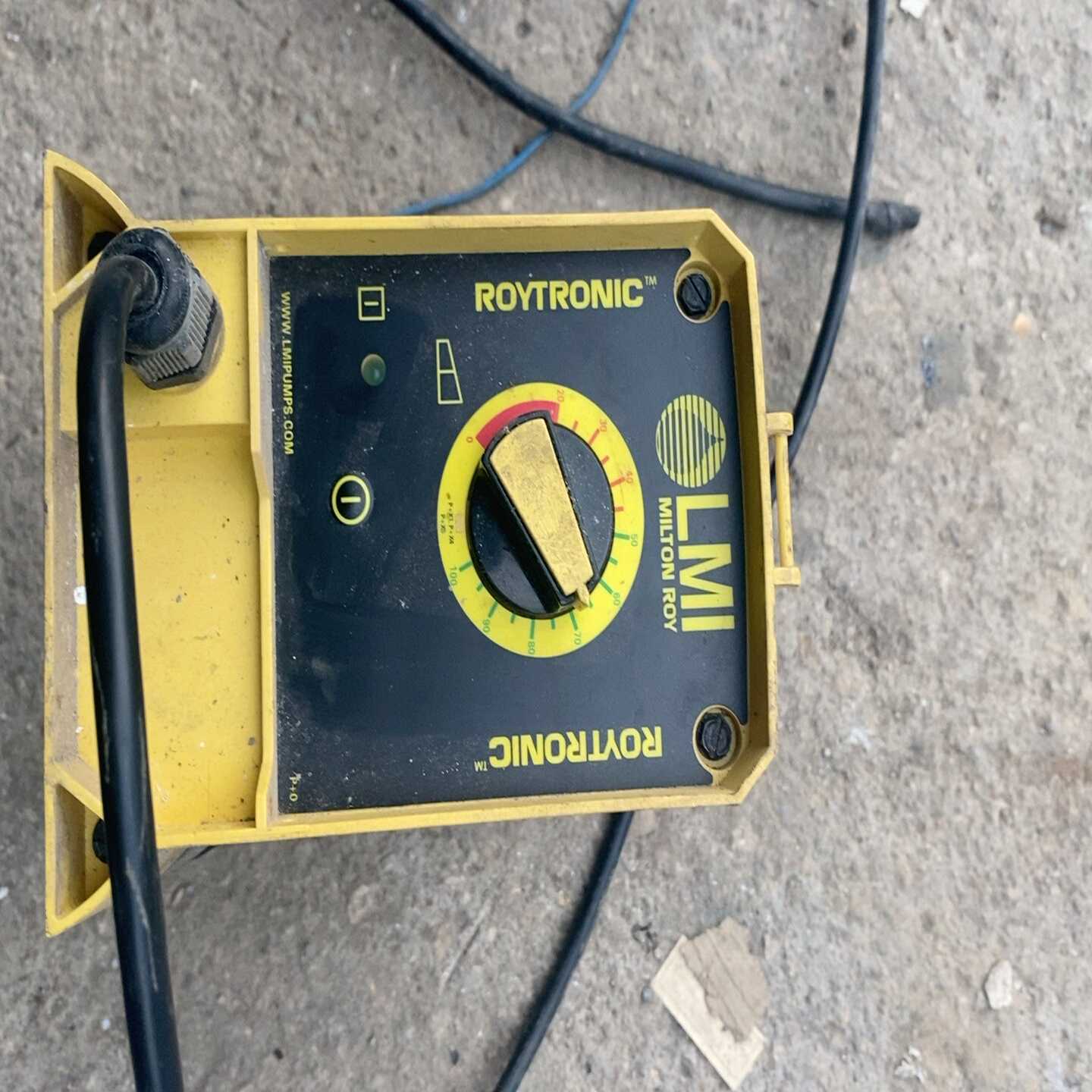 米顿罗计量泵LMI系列电磁计量泵P056-728NI--议价商品