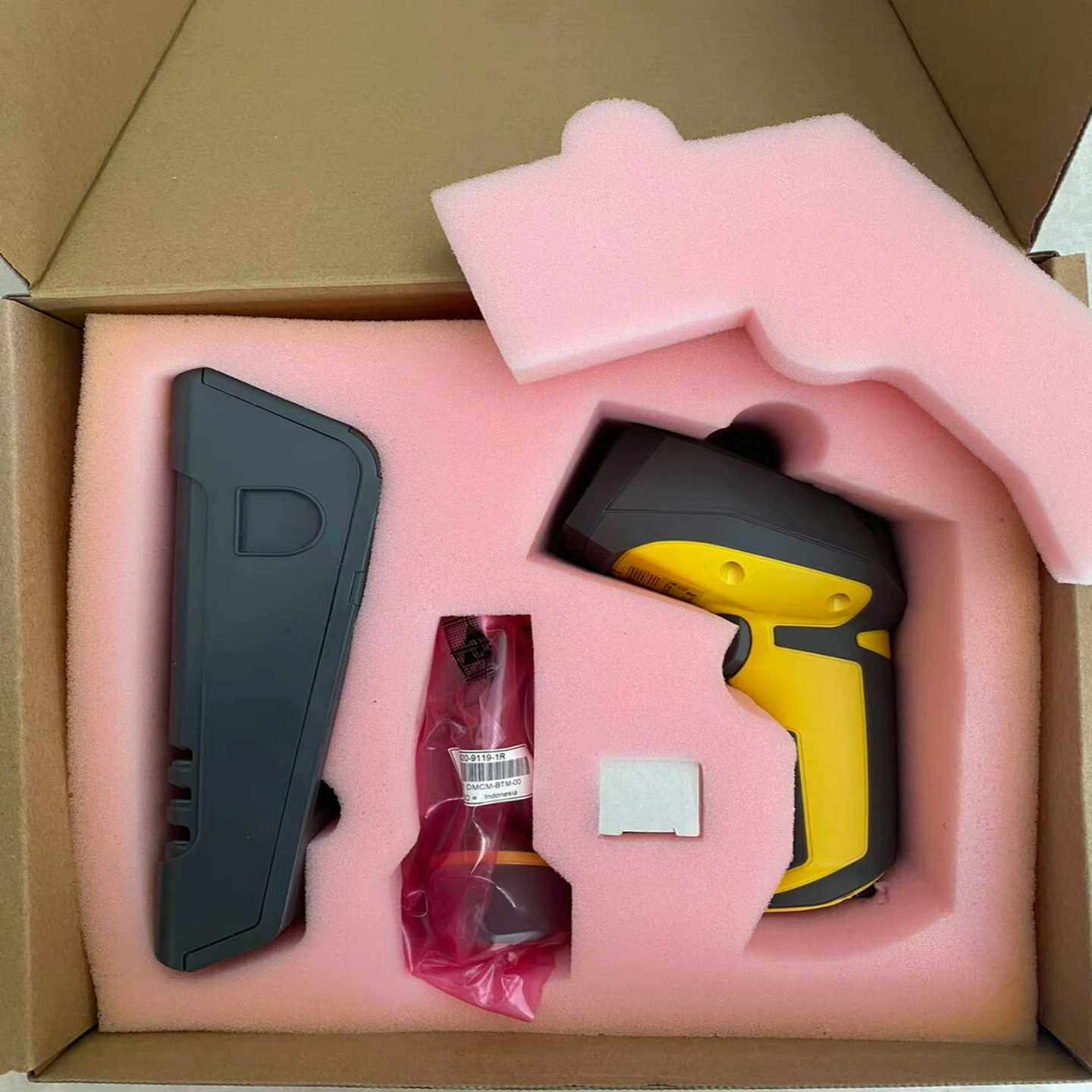 【议价】康耐视DM8600-0400一台，有的联系！适用