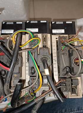 安川伺服驱动器400WSGDV-2R8A01A，有几个，成询价