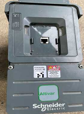施耐德变频器ATV610U22N4 机子质保3个月。一议价商品