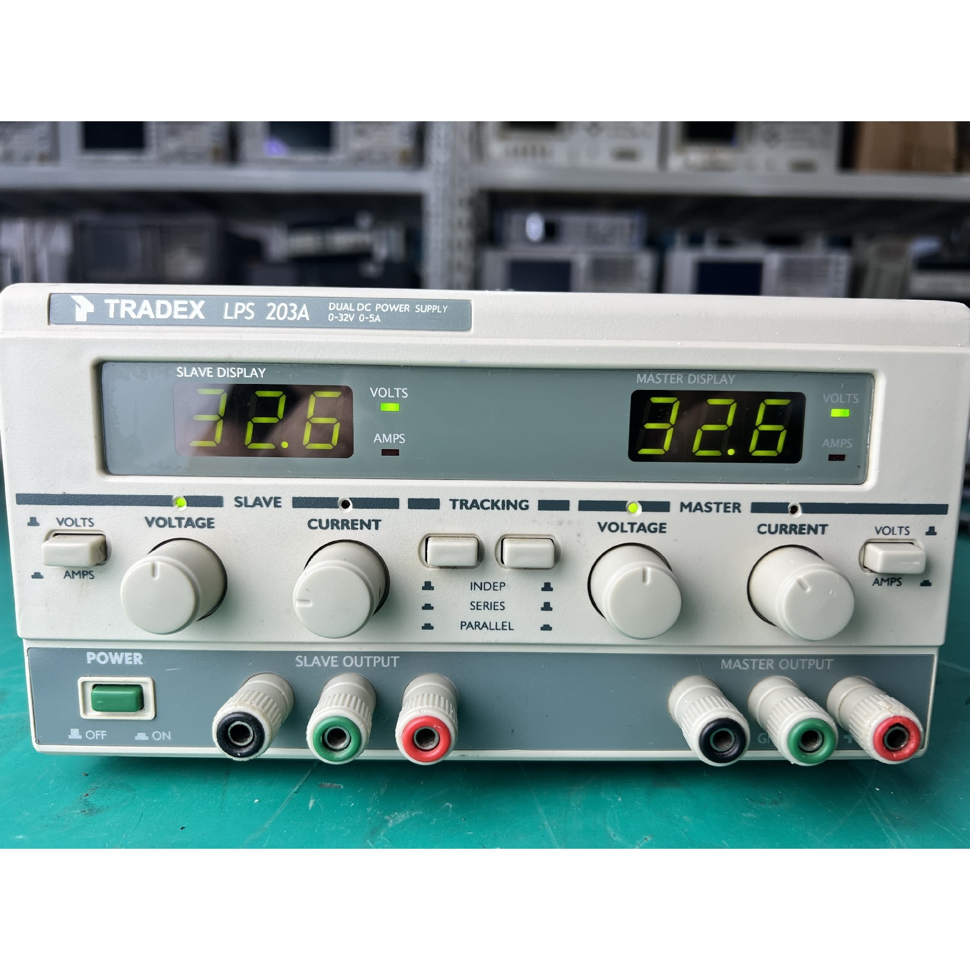 售前询价切克斯TRADEX LPS203A直流稳压电源 双路32V5