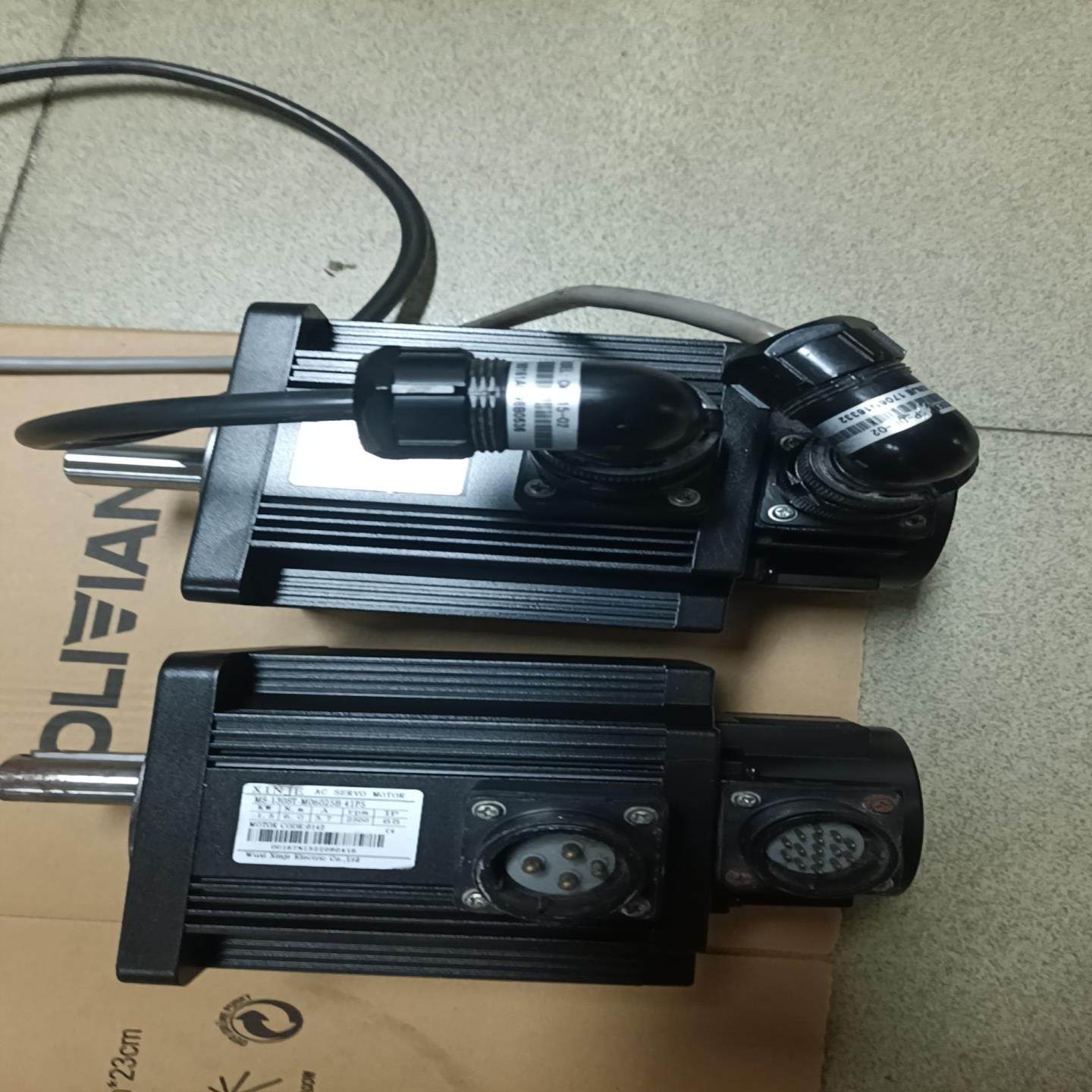 信捷380V/3L系列1.5KW套装配线，成色漂亮，DS3L{议价}