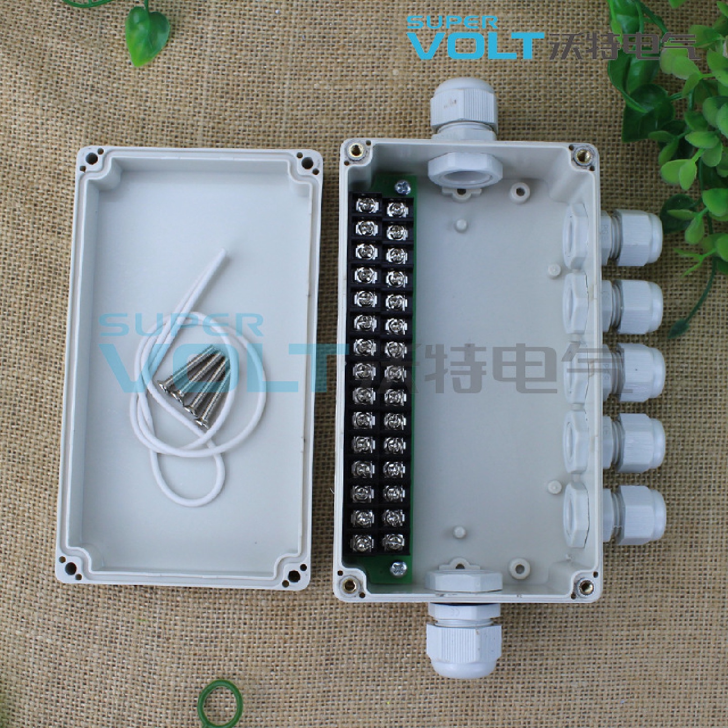 塑料防水盒158*90*60接线端子盒两进四出ABS防水接线盒