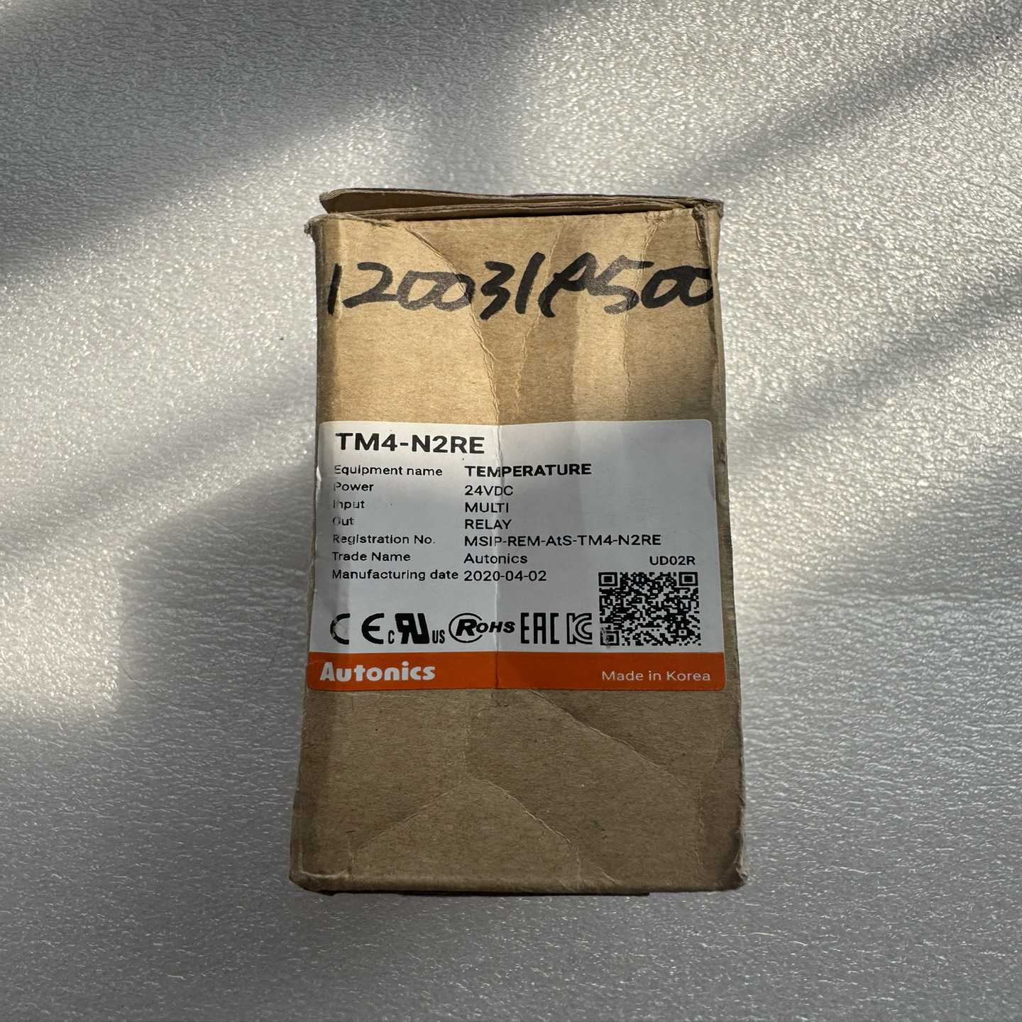 韩国奥托尼克斯温度控制器，型号TM4-N2RE，2020年4--议价商品