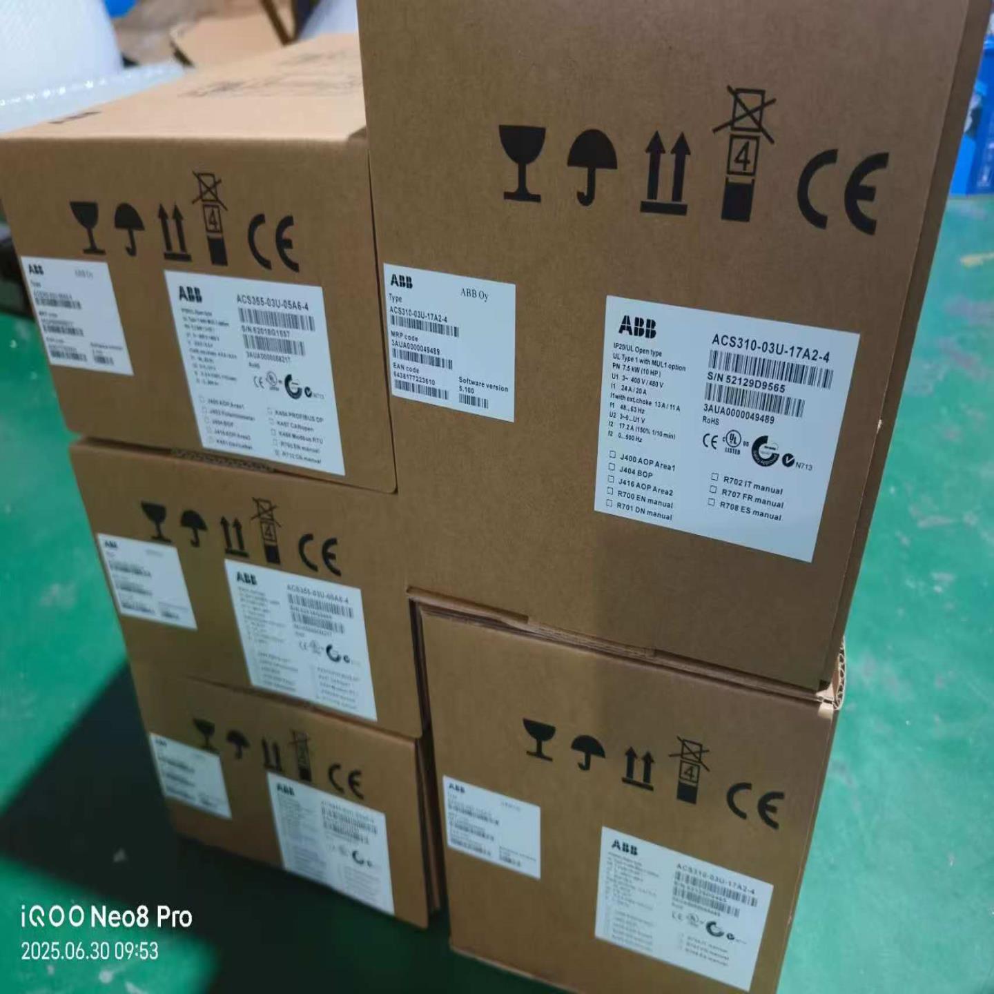 【请询价】ABB变频器ACS310-03U-17A2-4 全新原装 7
