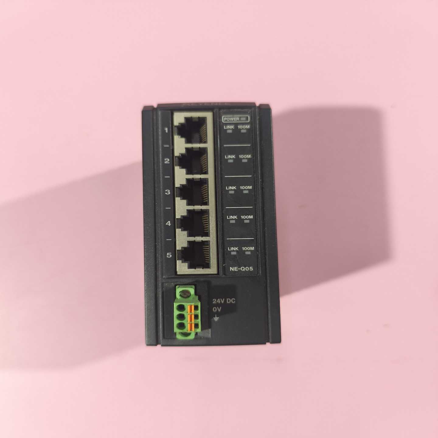 基恩士网络交换机NE-Q05,实物拍摄成色漂亮,功能包--议价商品