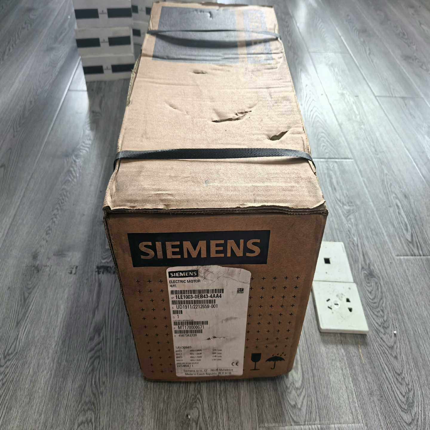 电机1LE1003-0EB43-4AA4正询价