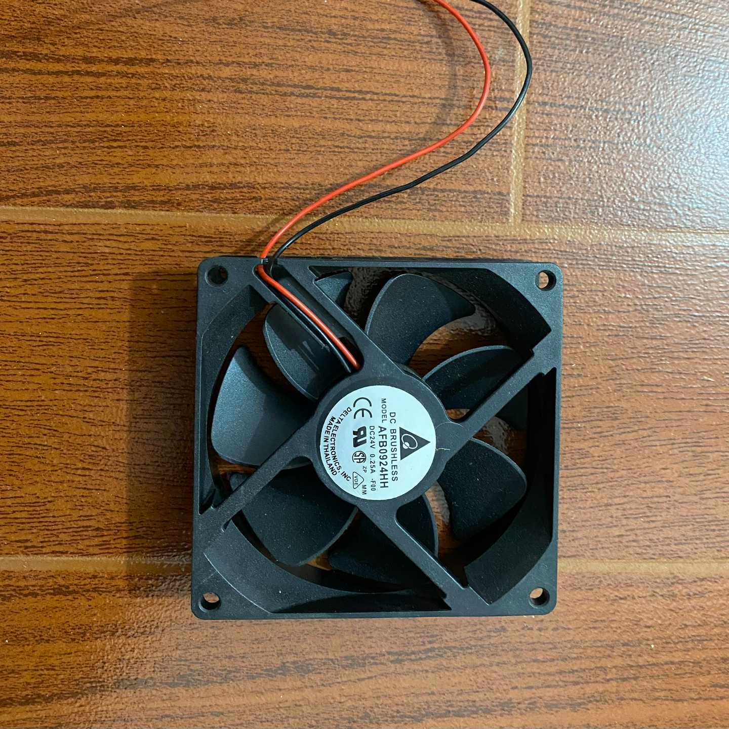 【请询价】全新正品台达 AFB0924HH  24V 025A