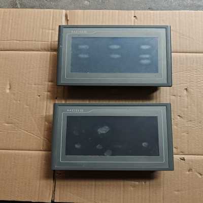 咨询-昆仑通态触摸屏TPC7062KD成色如图，功