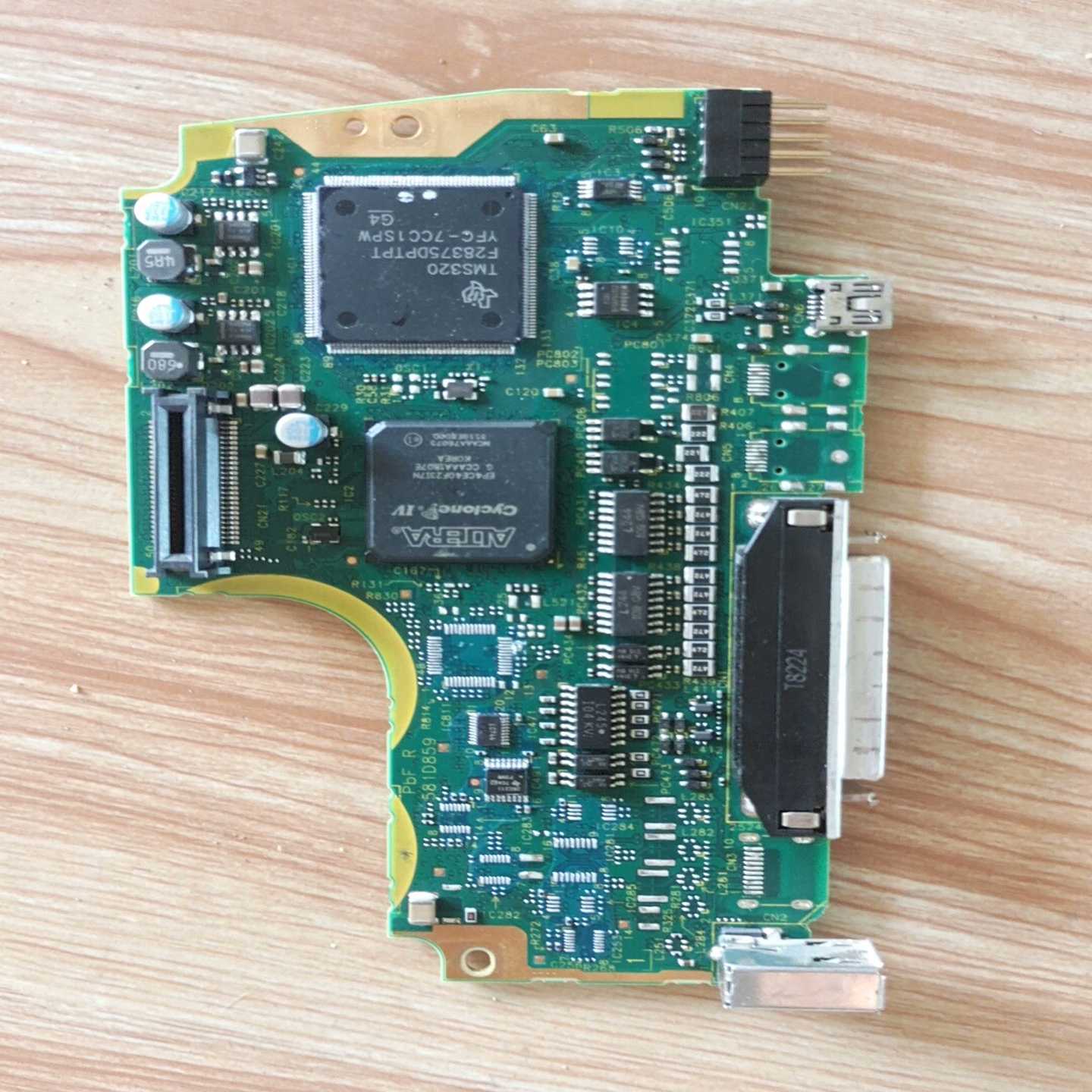 【议价】A6主板，EP4CE40F23I7N，，。，质量适用