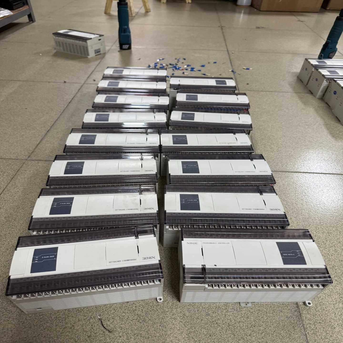 信捷XD5E-60T6-E，二手拆机件，成色九成以上新，功能--议价商品