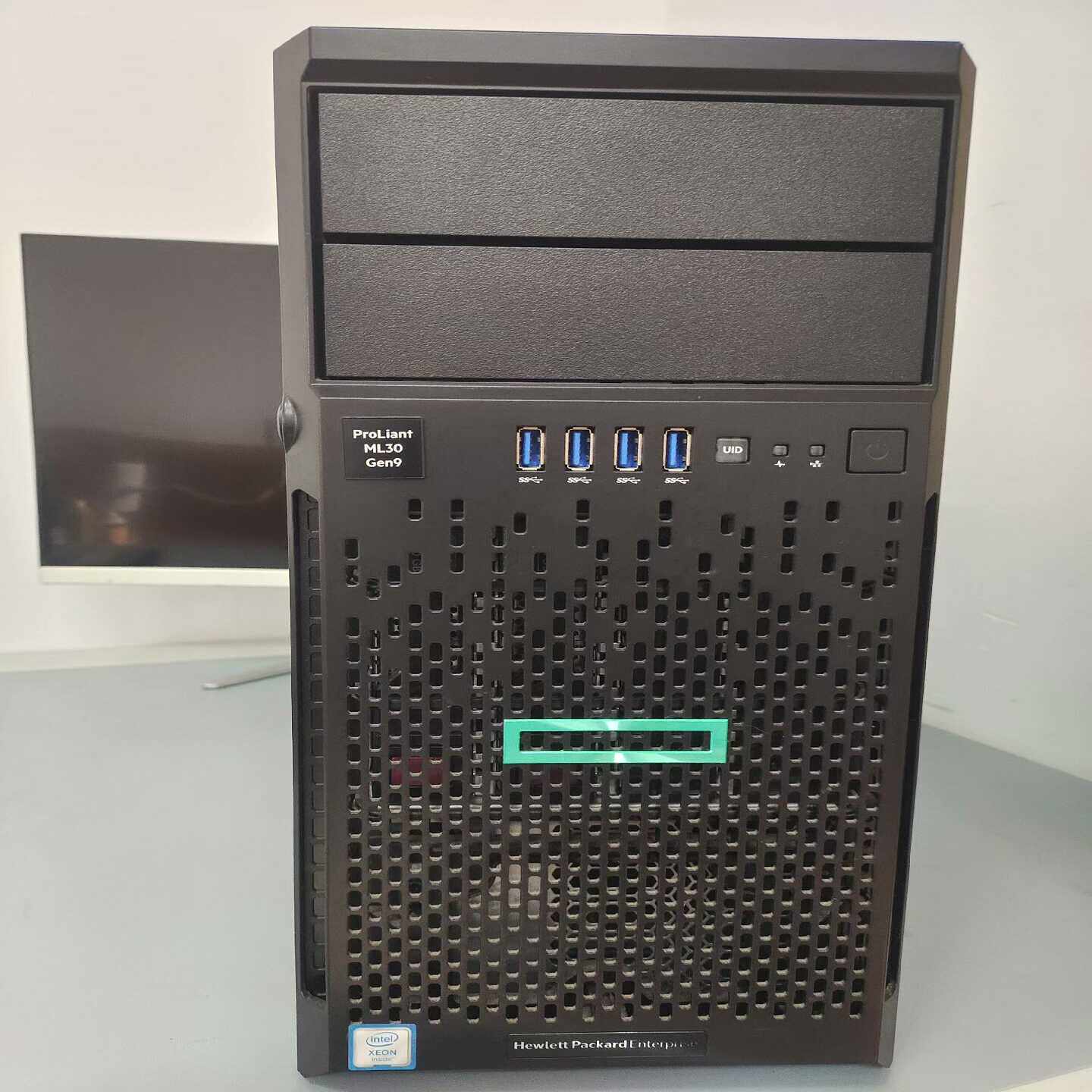 询价惠普ML30gen9e3-1220v6处理器8gDD