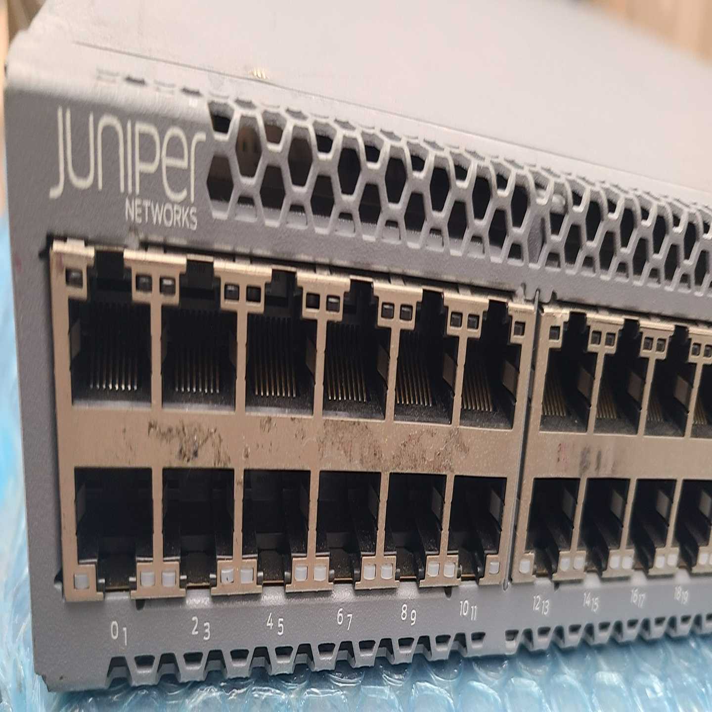 JUNIPER/詹博 EX4300-48T  三层网管交换机【鑫鑫商铺】