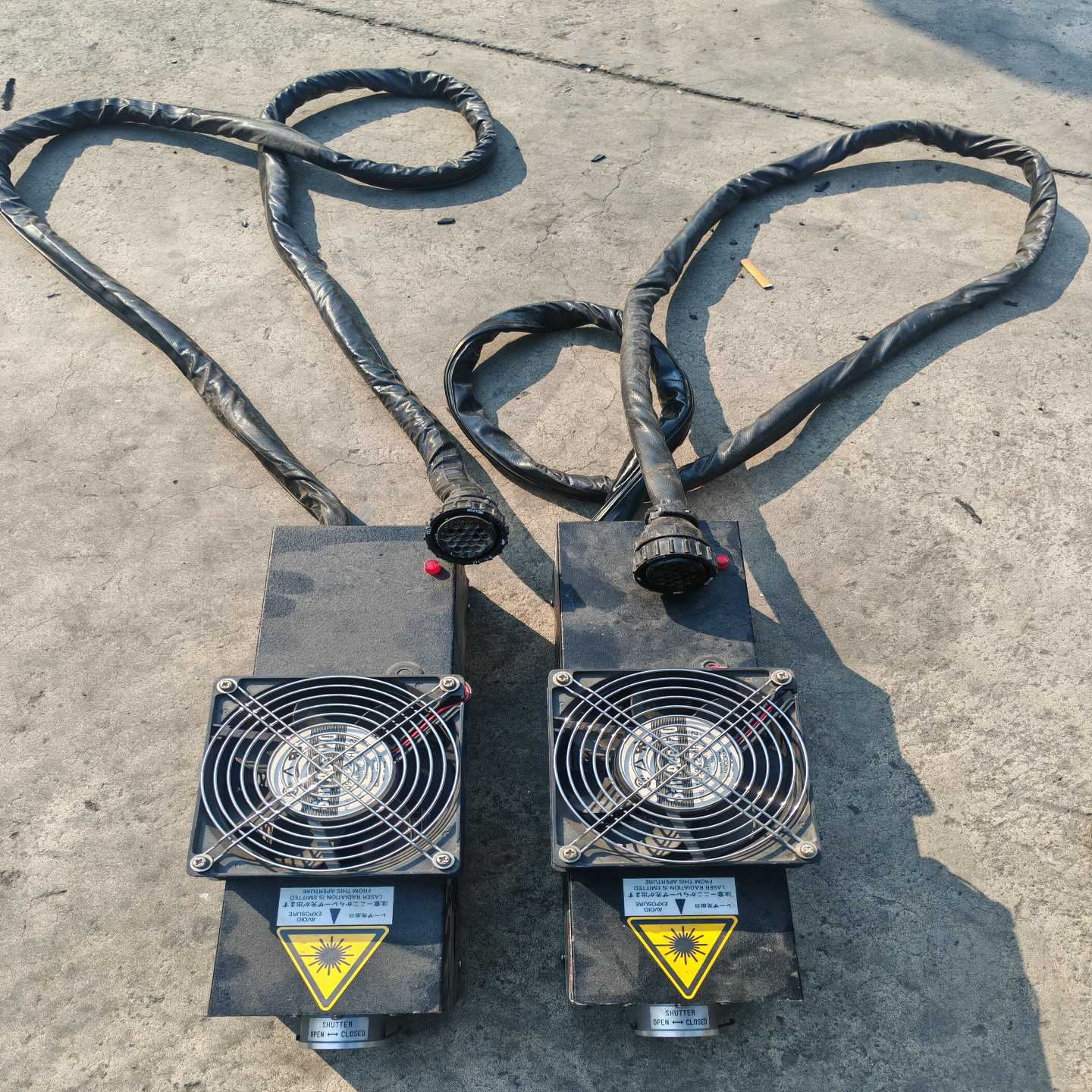 奥林巴斯GLG3135激光器，两个一起，都是ShowaOp询价