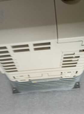 安川VZAB0P7BAA/1.1kw/220V实物图功能[浩蓉商户]