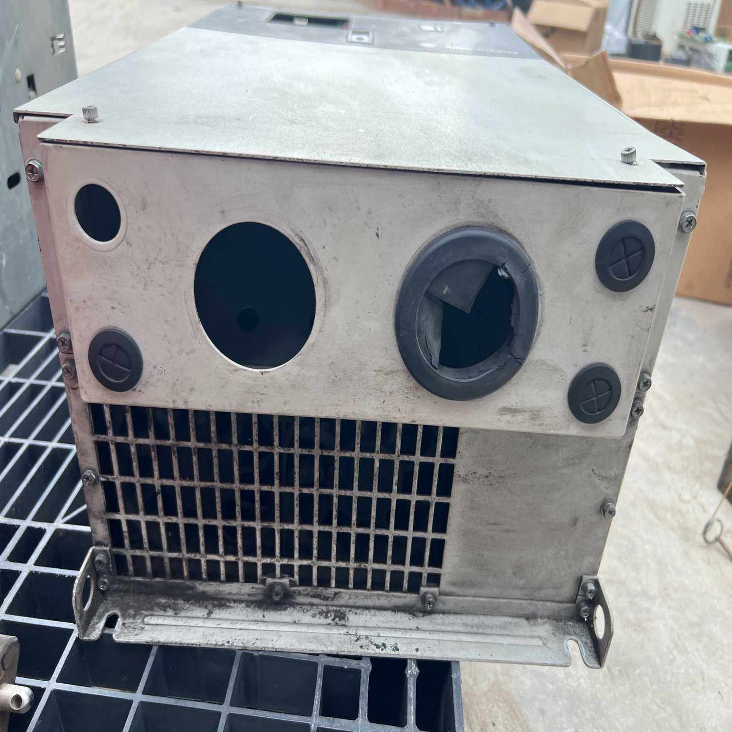 AB罗克韦尔变频器22c-D142A10375kw询价