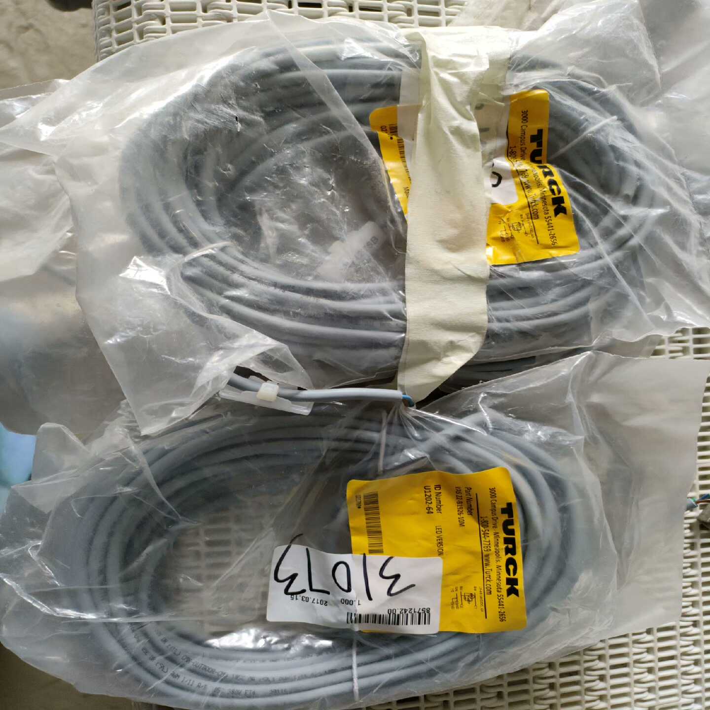 图尔克连接线VAS-B1926-10M三条，正询价