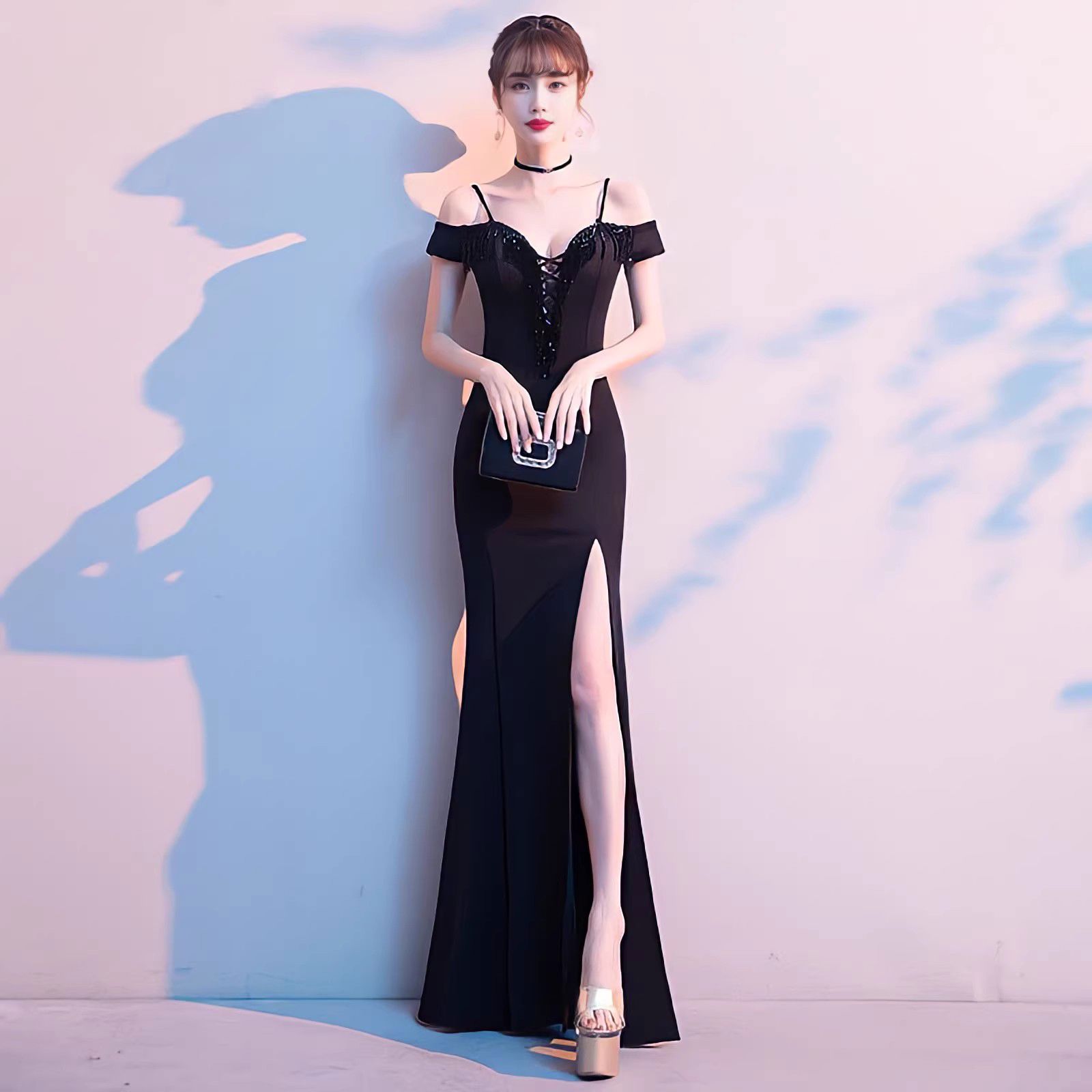 性感吊带晚礼服长款小众高档气质名媛轻奢法式流苏镶钻鱼尾连