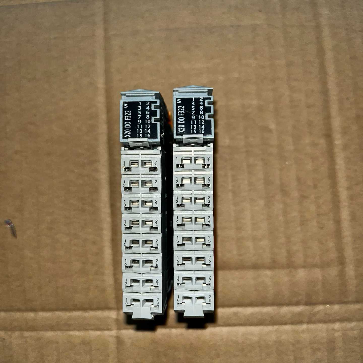 X20DOF322贝加莱模块带接线端子X20TB1F和底--议价商品