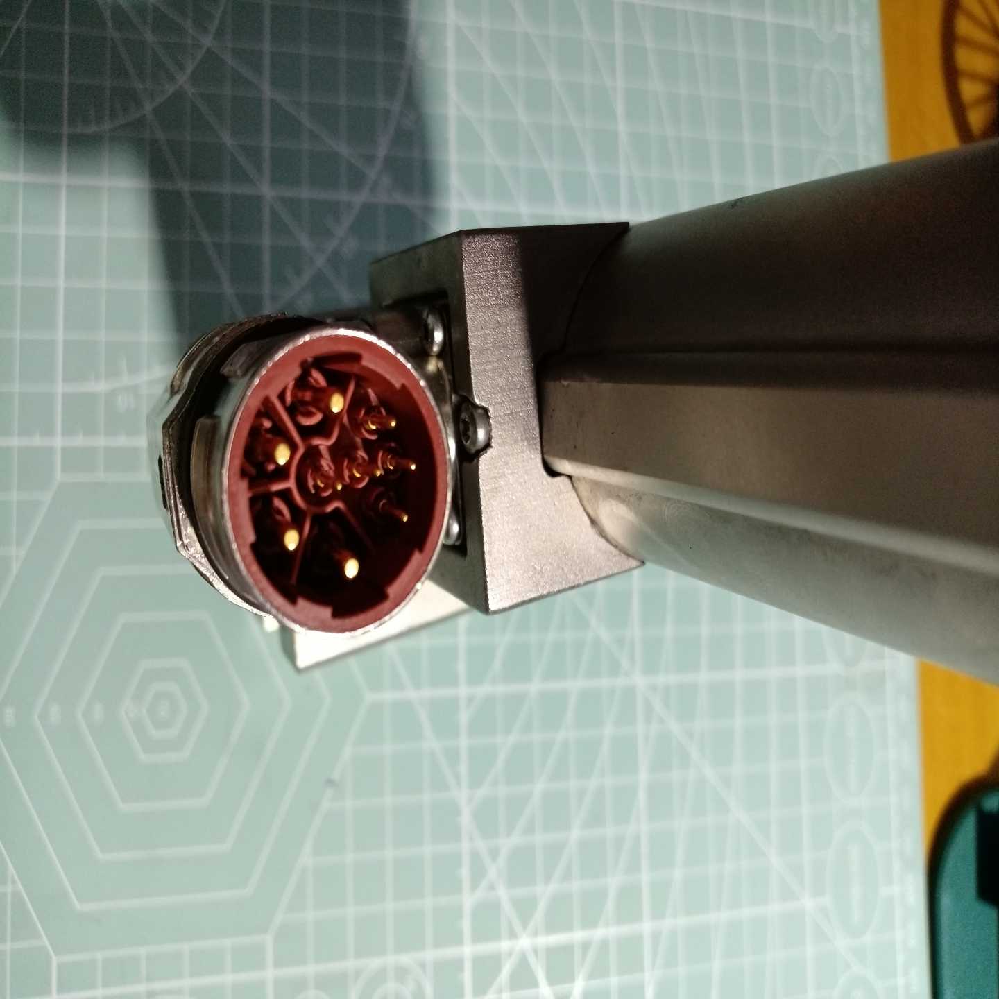 瑞士LinMot直线马达PS01-37x120F-HP-C，询价