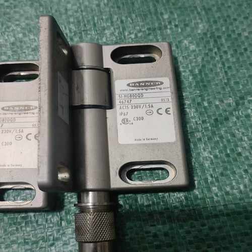 邦纳SI-HG80DQD安全门开关，实物拍摄，成色如图，功能--议价商品