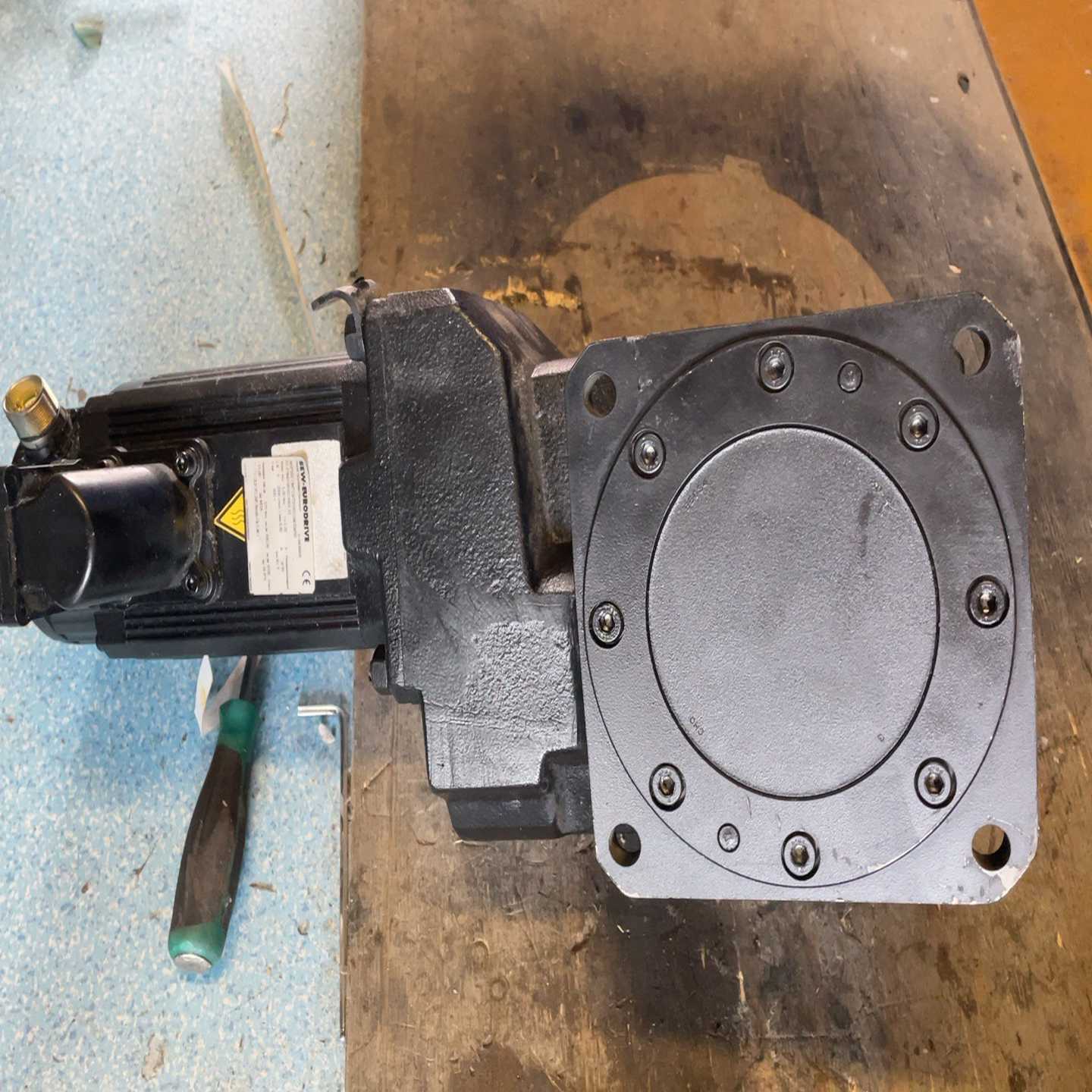 BSF502CM71S/TF/RH1M/SM50伺服电机，询价