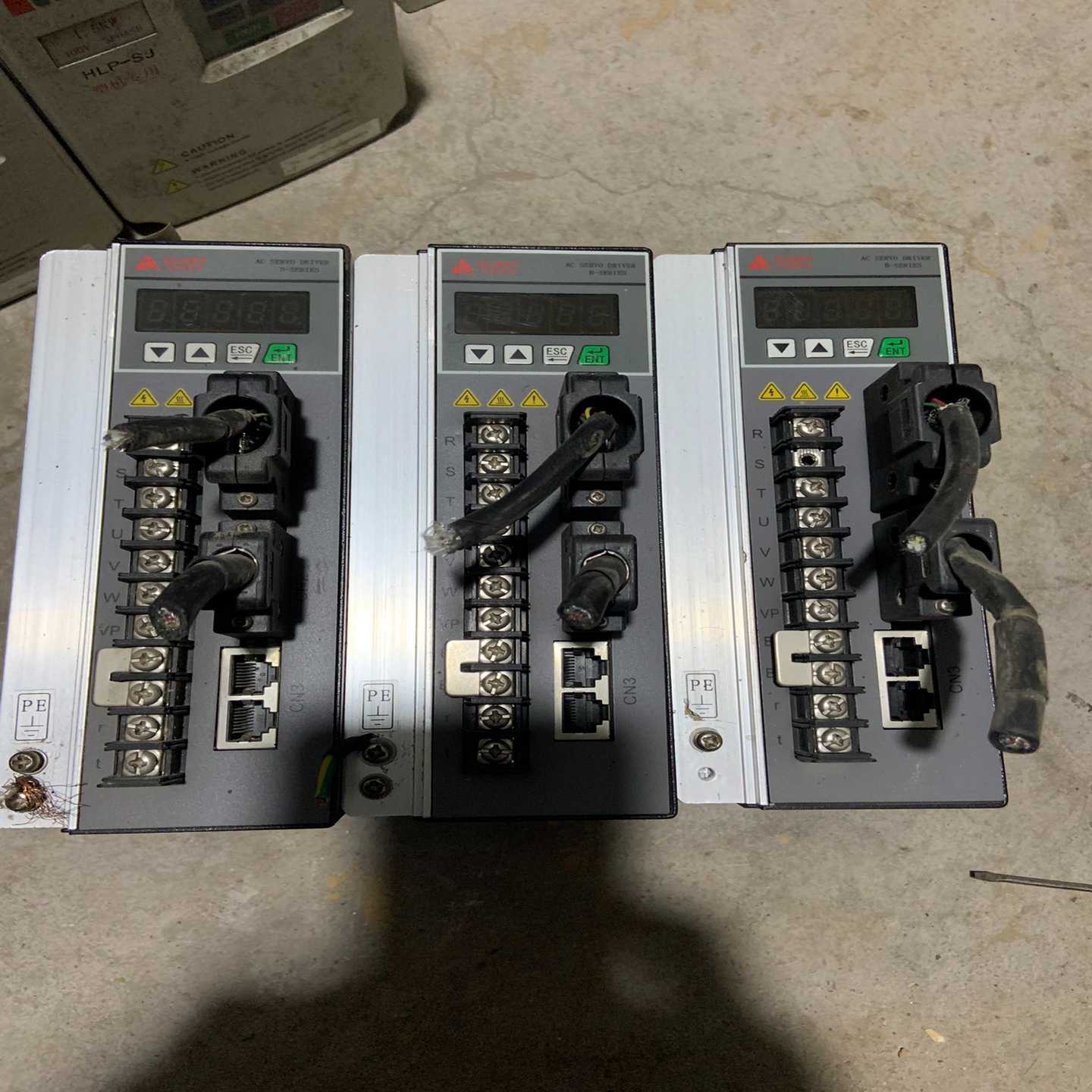 科莱斯特伺服驱动器 CAT-B26A-CM3 16A   雕~询价