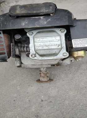 寻..科勒XT173直轴草坪机，塑料外壳有碎