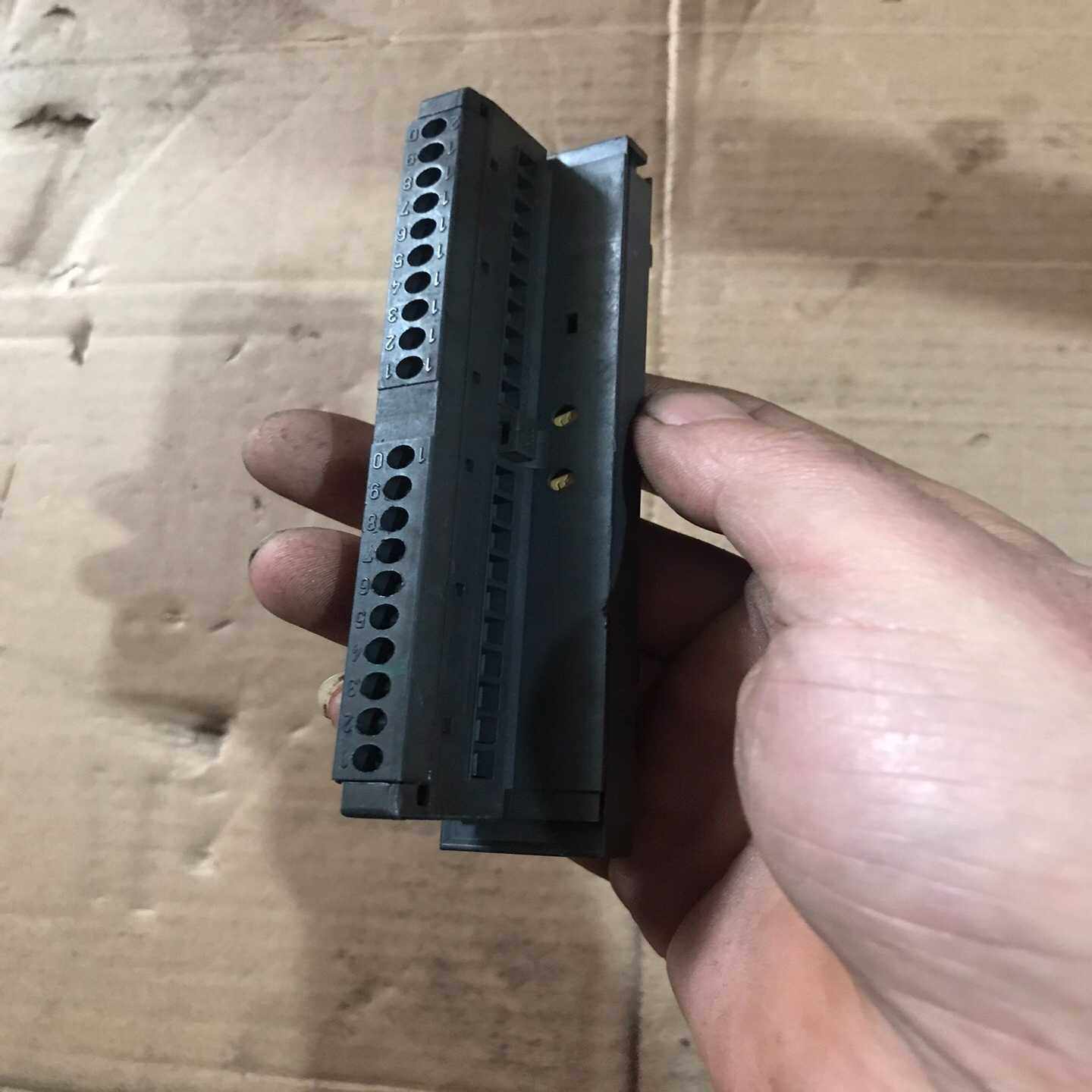 议价6ES7392-1AJ00-0AA0西门子模块连接器，拆机件