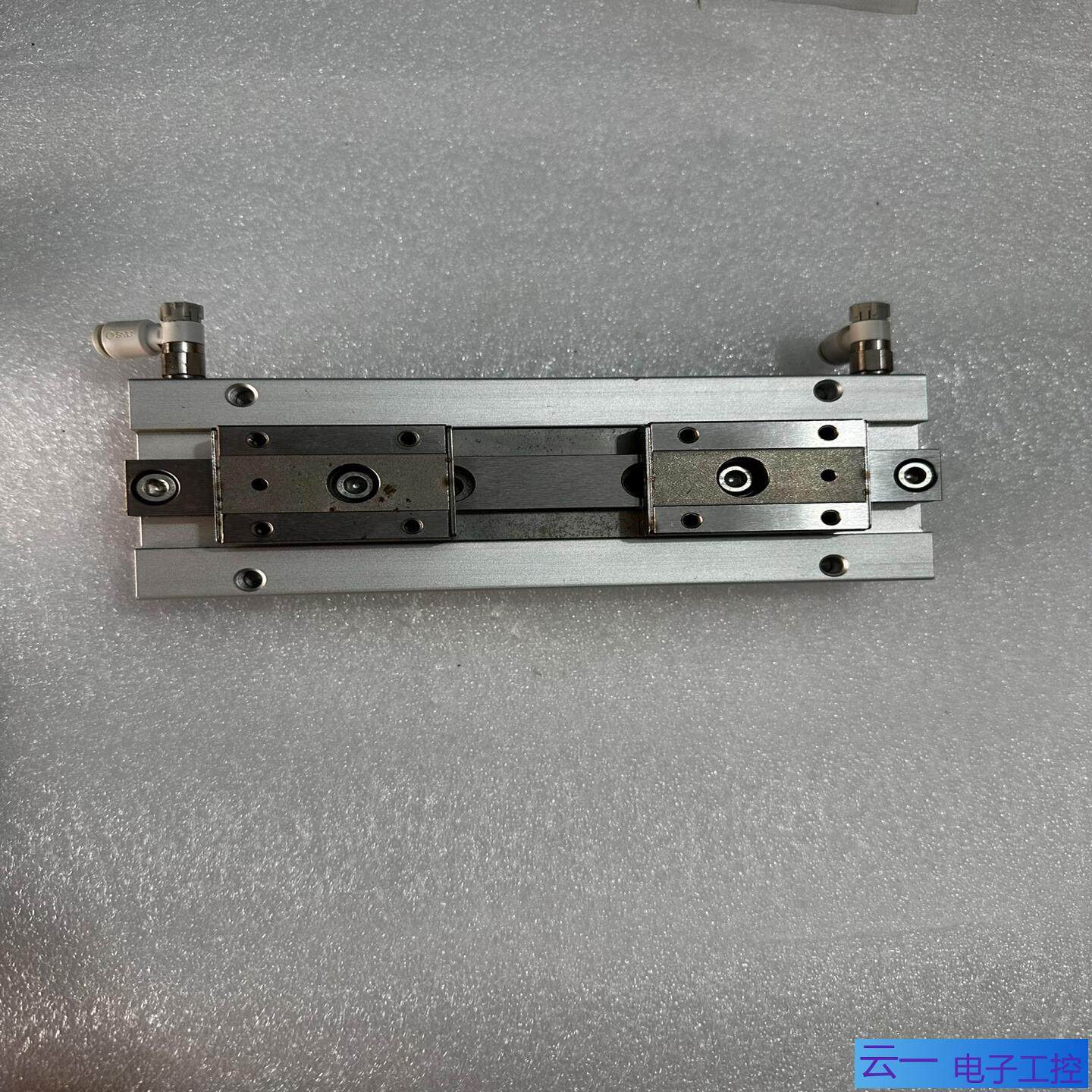 SMC滑台平行夹手指气缸 MHF2-20D2R 实图 正；议价