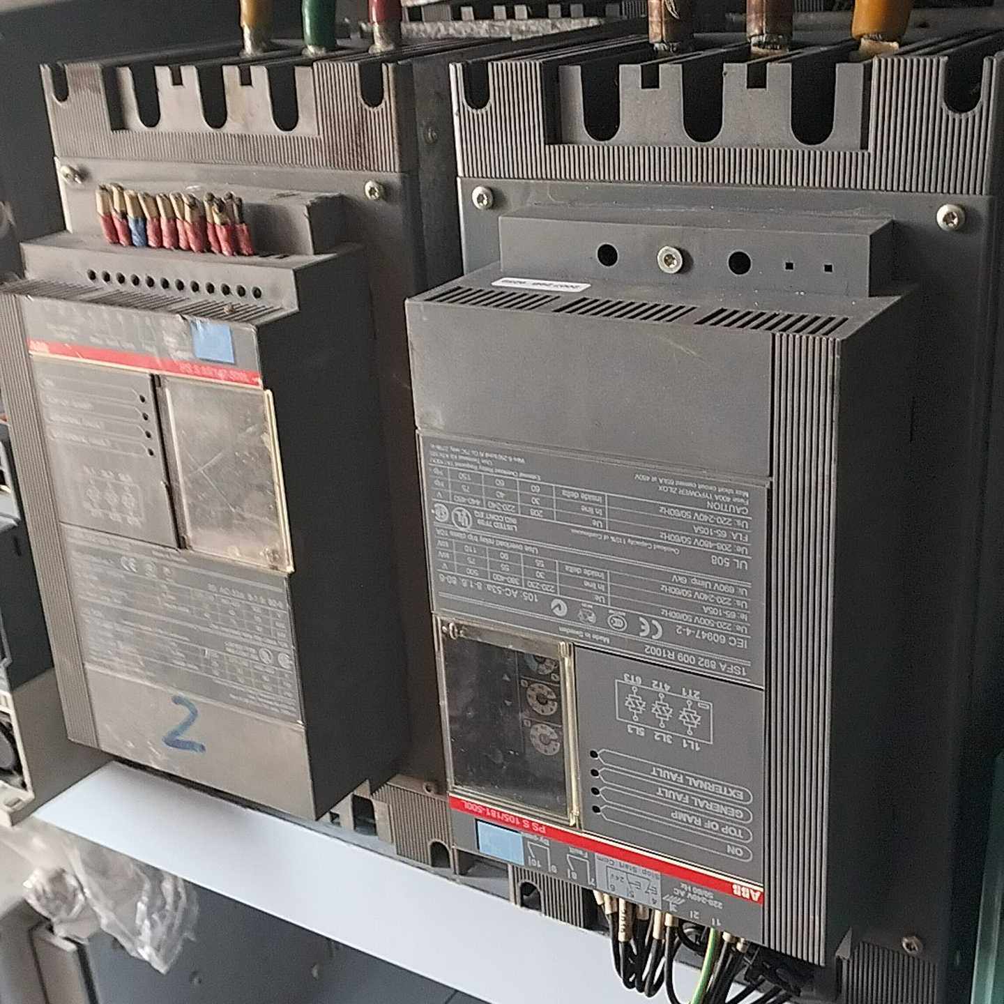 ABB软启动器，PSS105/181-500L型号1SFA--议价商品