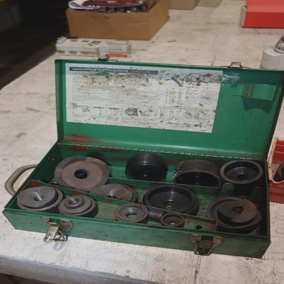 Greenlee液压敲除冲孔和模具套装