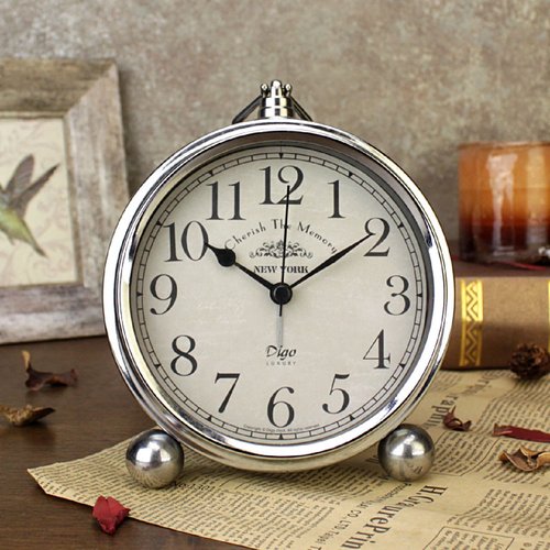 金属欧式复古闹钟厂家批发创意时尚桌面静音台钟新款座钟工厂