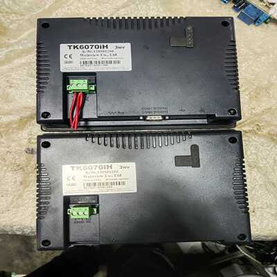 威纶TK6070IH   3WV触摸屏2个，通电正常，成~询价