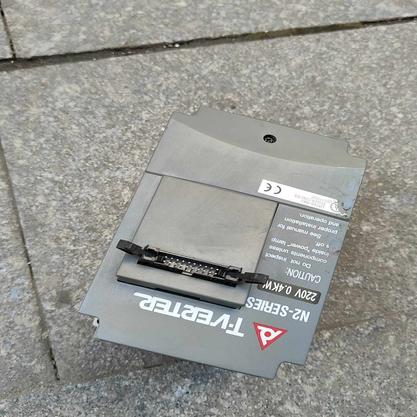 台安N2变频器，0.4KW220V，N2-2P5-H