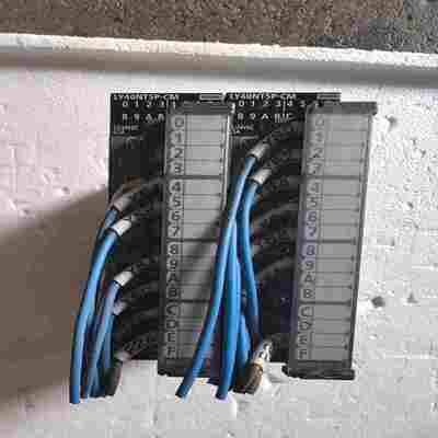 询价~PLC模块，LY40NT5P-CM，，，