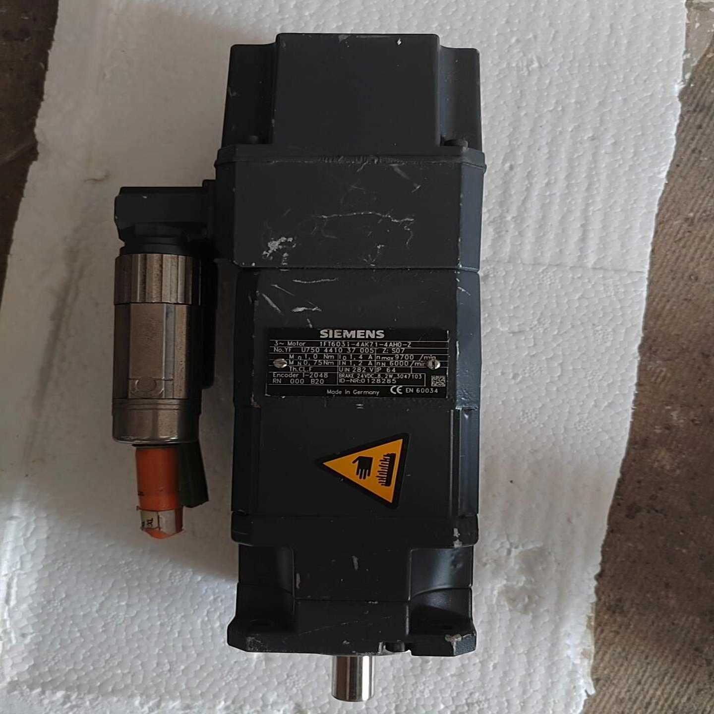 【议价】伺服电机1FT6031-4AK71-4AH0-Z，德国