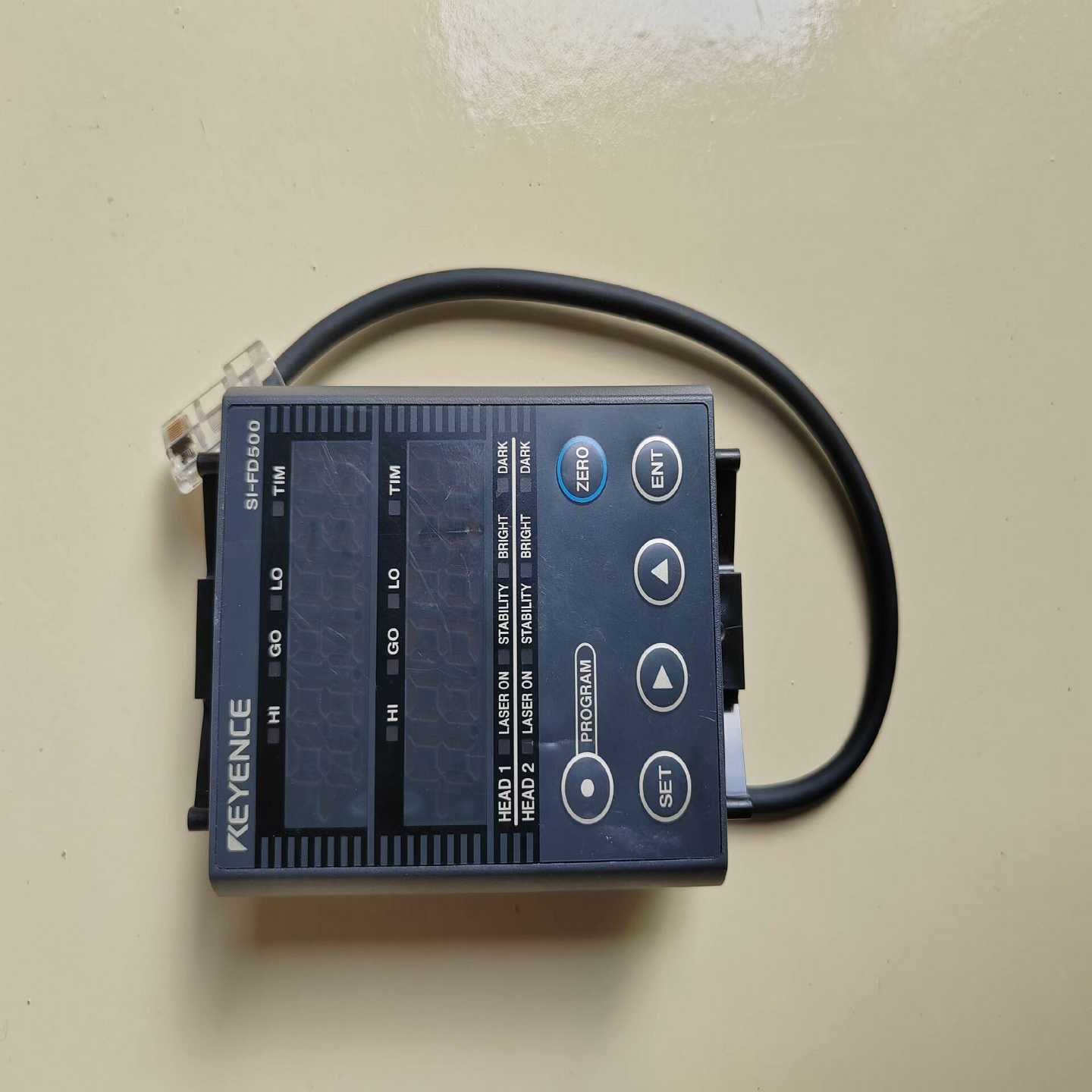 基恩士Sl-FD500显示面板屏幕，功能正常，成色如下图。询价