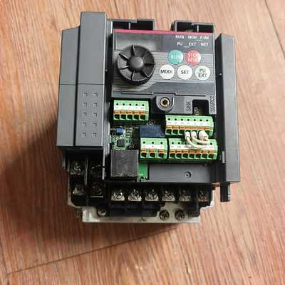 三菱变频器FR-D7401.5K-CHT，1.5KW，38议价