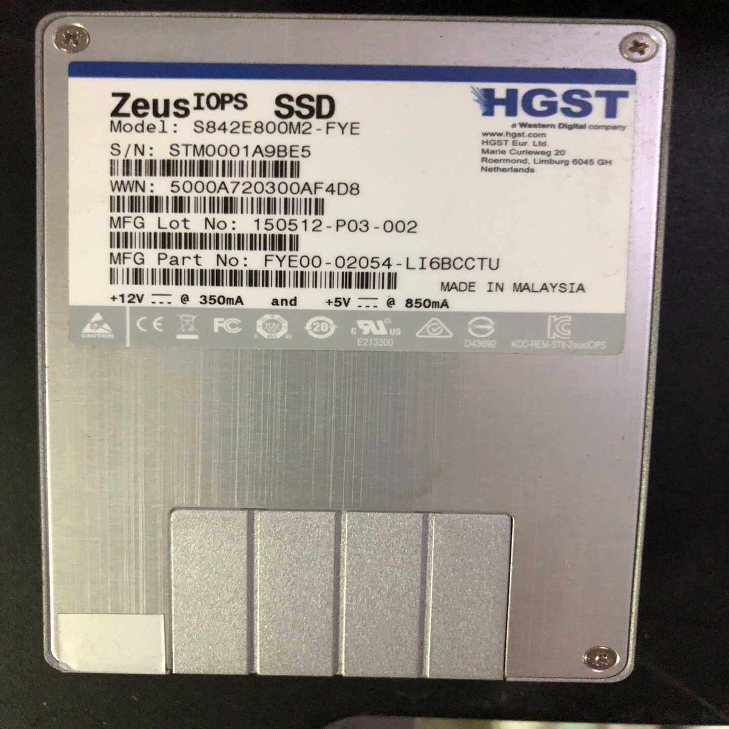 日立800G企业级固态硬盘sas接口--议价商品