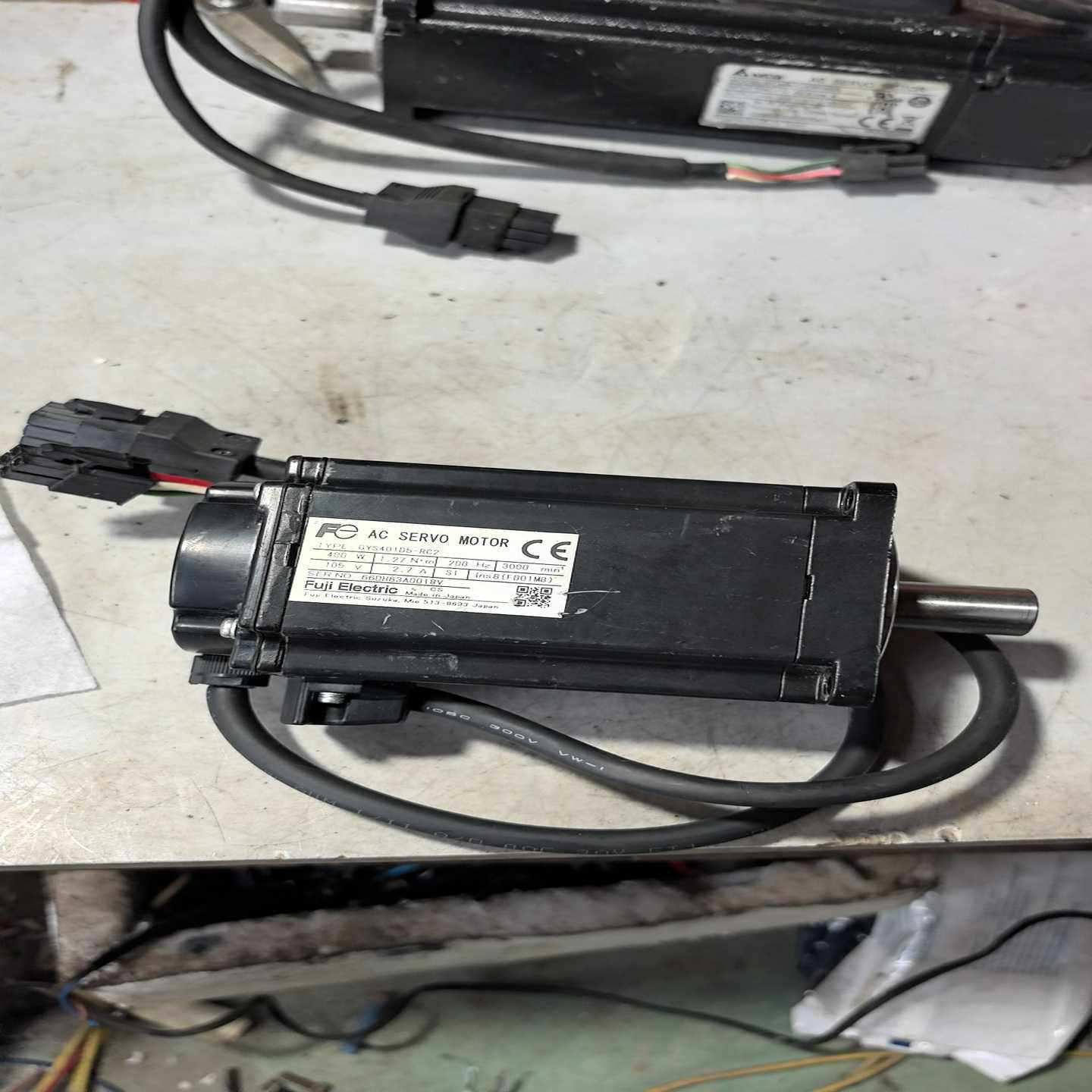 伺服电机GYS401D5-RC2，品，外观成色如图，